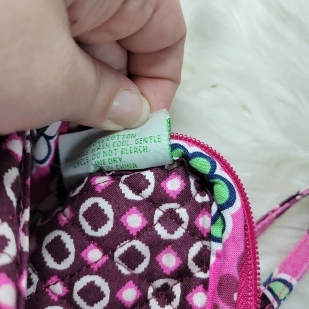 Vera Bradley Cupcakes Pink Zip Wristlet
